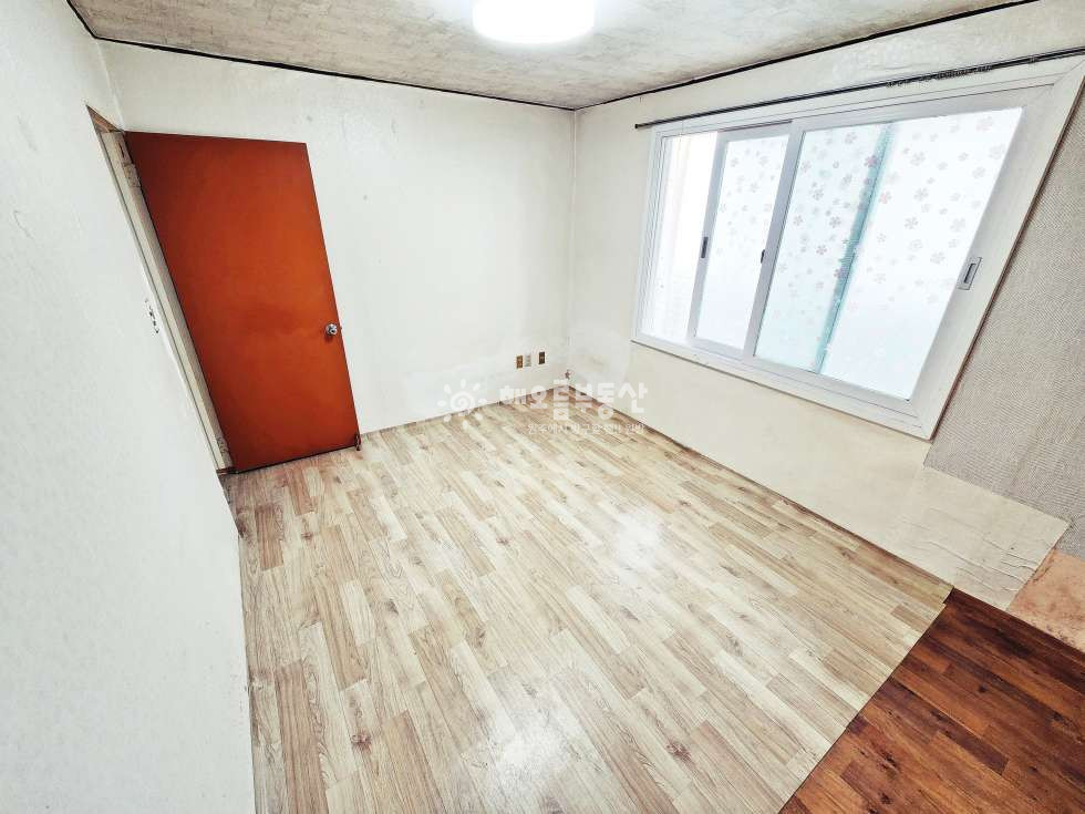 강원 원주시 개운동 외부샷시 교체, 화장실 수리, 남향의 해잘든는 집 [세경2차 매매] 매매 매물번호 15421 사진 7