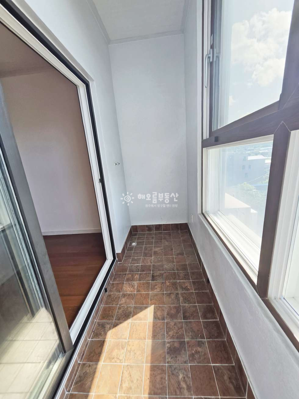 강원 원주시 흥업면 흥업리 554-10 엘베 O 흥업파출소 앞 I 방1+ 옥탑방 I 넓게 나온 주인세대 월세 [흥업주인세대] 월세 매물번호 17149 사진 11