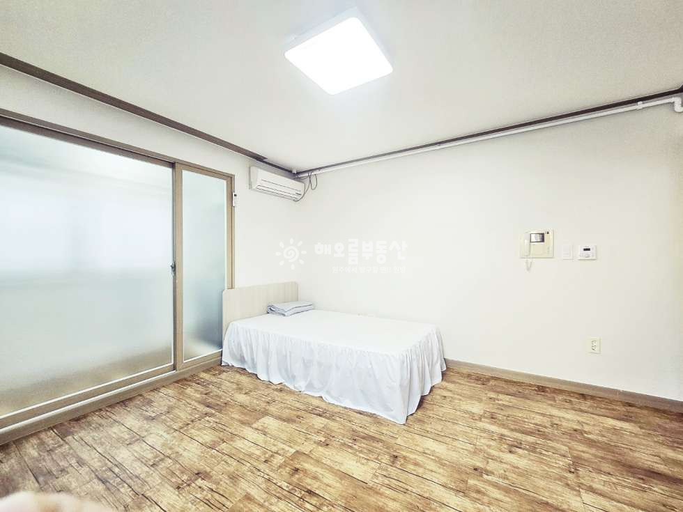 강원 원주시 판부면 서곡리2007-11 즉시입주 . 침대 . 옷장 . 관리진짜잘된건물 월세 매물번호 17186 사진 2