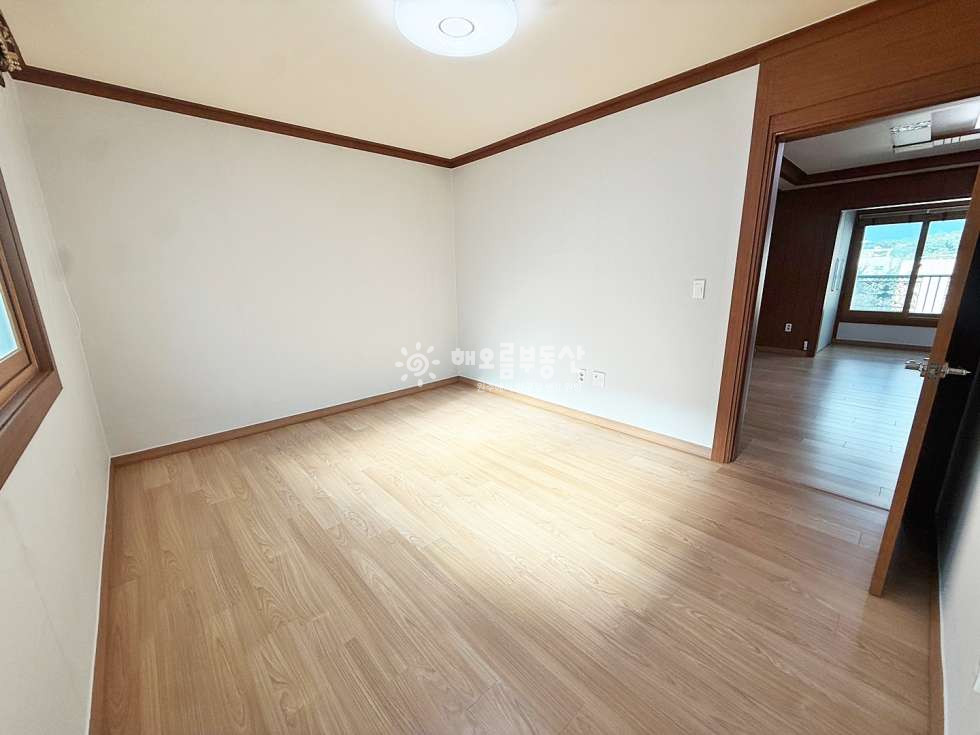 강원 원주시 단계동 1107-7 봉화산택지 넓은 주인세대 I 도배새로 컨디션 깨끗 [단계동주인세대] 월세 매물번호 17206 사진 8