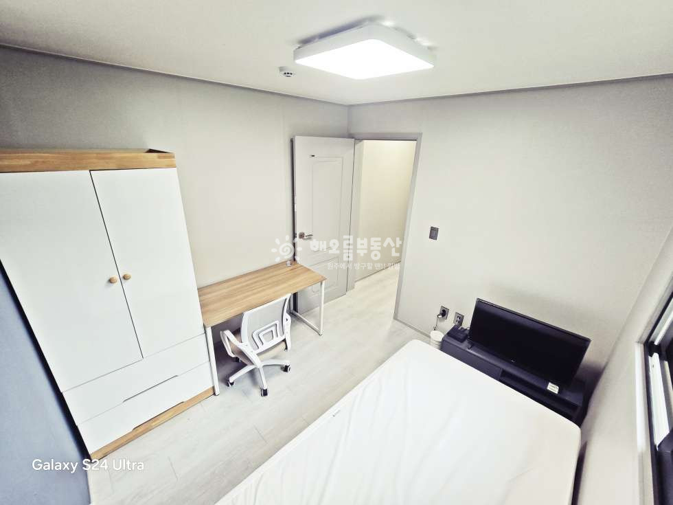 강원 원주시 부론면 노림리 8 밥심 + 여학생 I 2인 사용하는 투룸 중 1개방 나옴 I 건조기까지 풀옵션 월세 매물번호 17188 사진 2