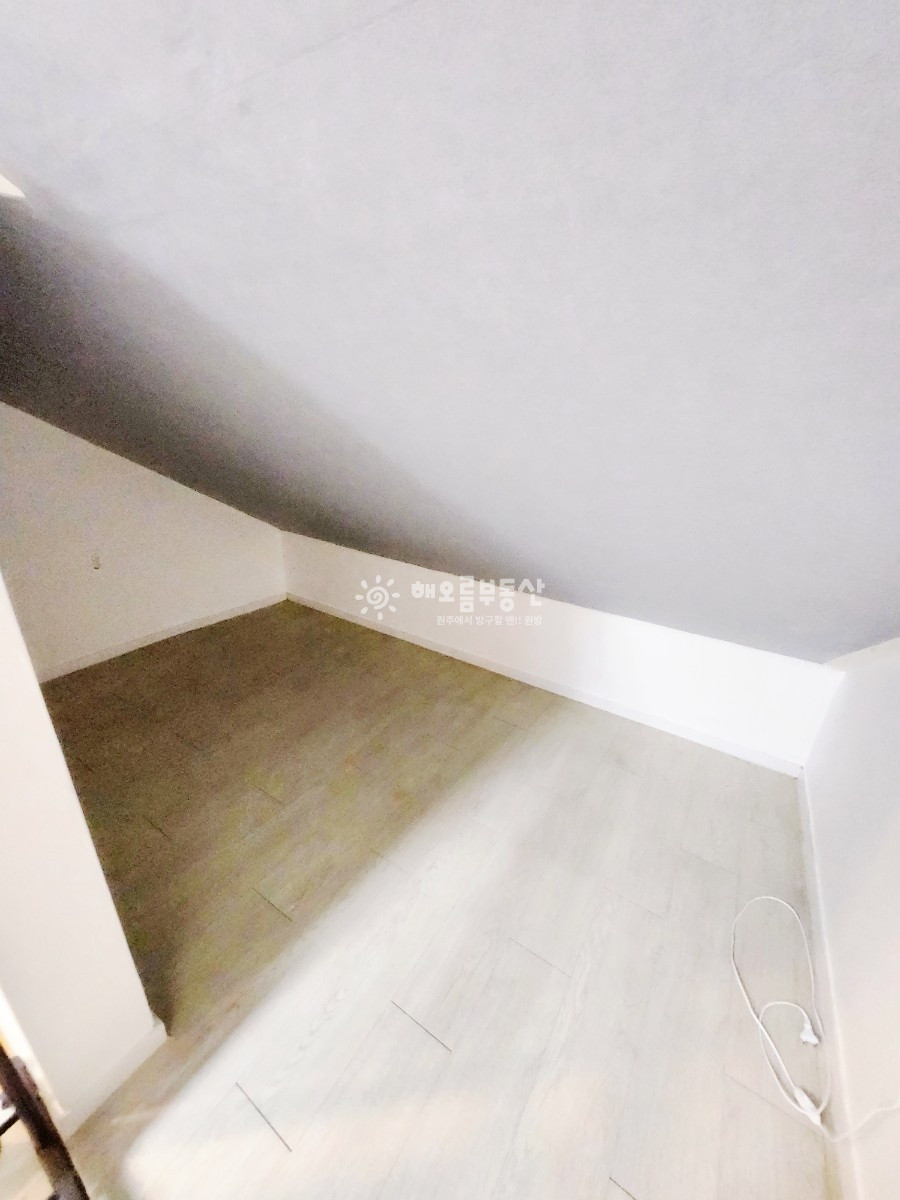 강원 원주시 문막읍 후용리 487 또봉이 동문 I 2학기 사용 즉시 입주 가능 I 3인 거주 가능한 복층 원룸 월세 매물번호 15985 사진 8