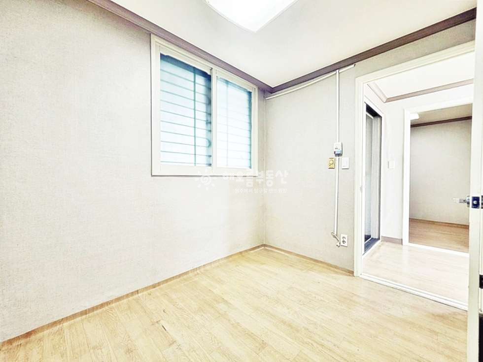 강원 원주시 행구동 1850 105동 급매물 건영23평 즉시입주 남향 해잘드는 집 매매 매물번호 16862 사진 6