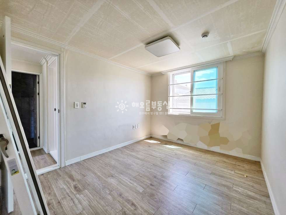 강원 원주시 단구동 1635-2 즉시입주 . 복층형주인세대 . 지정주차자리제공 . 보증금조정가능 월세 매물번호 17276 사진 14