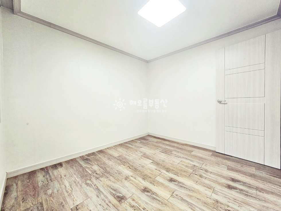 강원 원주시 단구동 1487-4 투룸 . 인기많은방 . 엘베 . 안보면손해 월세 매물번호 17113 사진 4