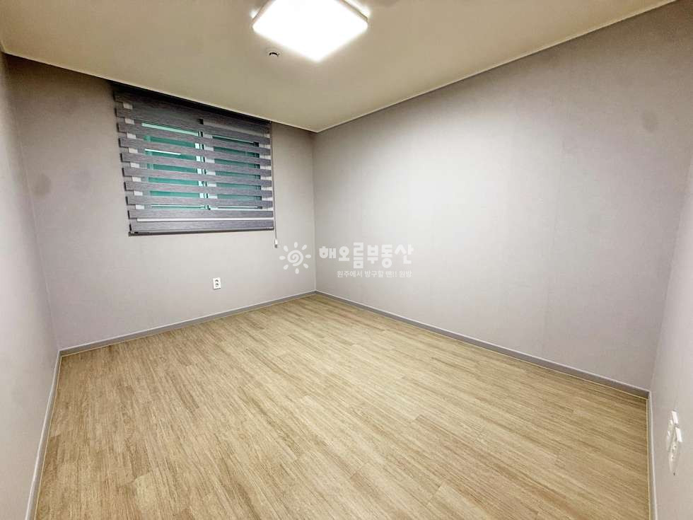 강원 원주시 단계동 887-2 신축 투룸 I 도배 새로 I 터미널 도보 5분 I 즉시입주 가능 [단계동투룸] 월세 매물번호 17309 사진 5