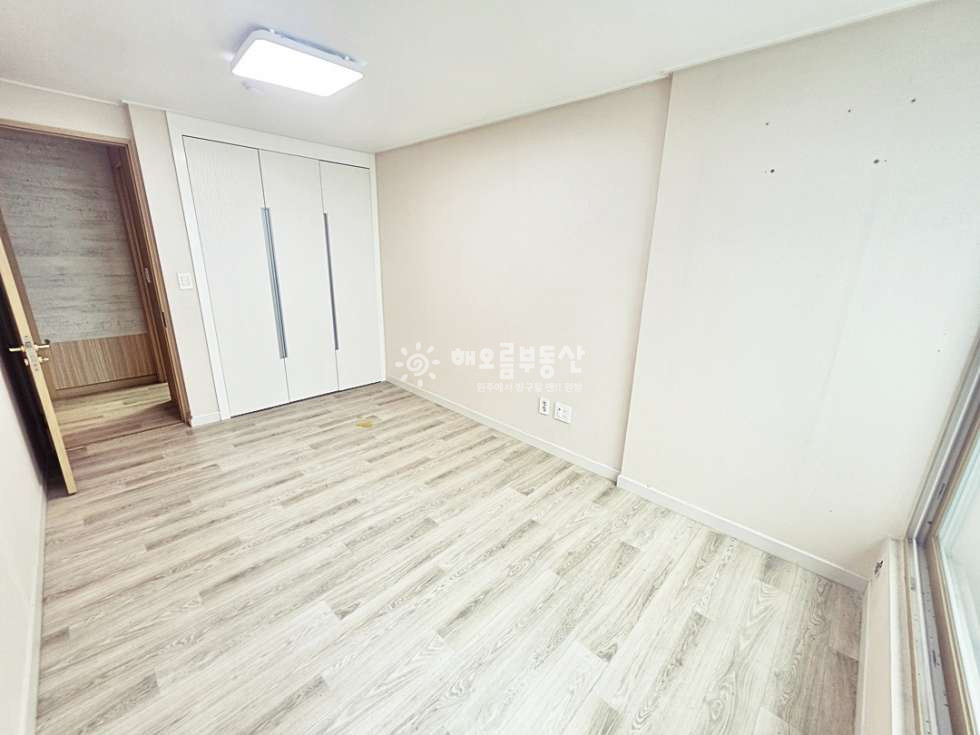 강원 원주시 단구동 1682-1 501동 현진5차 501동! 생활권 최고 · 햇살 좋은 앞동 추천매물 매매 매물번호 16978 사진 8