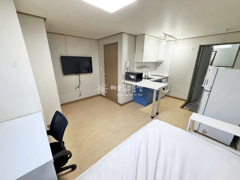 강원 원주시 흥업면 흥업리 산 2-35 102동 강원대 인근 I 침대 책상 풀옵션 I 필로티 주차 가능 [흥업리원룸] 월세 매물번호 17362 사진 1