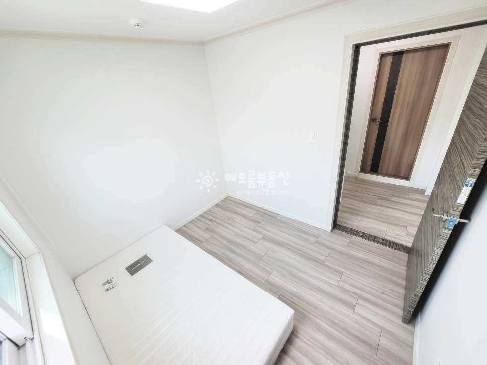 강원 원주시 관설동 1705-12 10월 30일 . 남향 . 1.5룸가성비최고매물 월세 매물번호 17393 사진 9