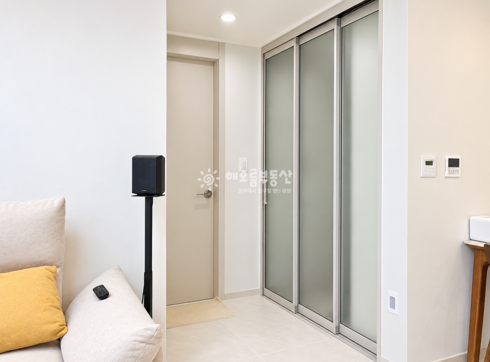 강원 원주시 관설동 1805 102동 반도유보라 마크브릿지 27평 매매 l 인기 소형평수 l 알찬 옵션 l 신혼부부 추천 매매 매물번호 17384 사진 3