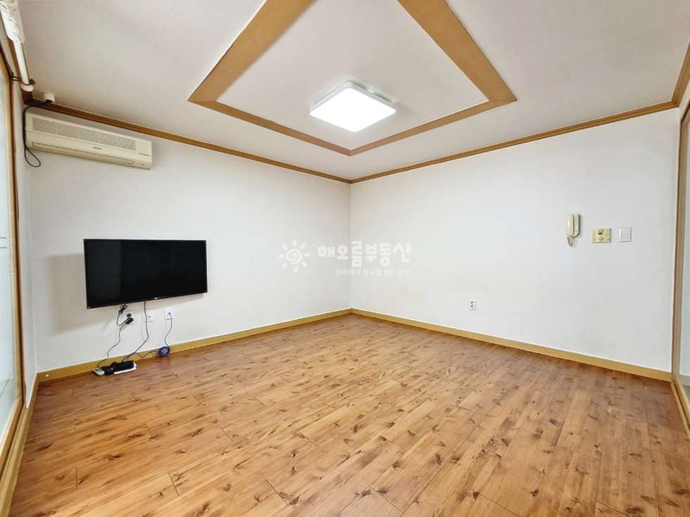 강원 원주시 단구동 1581-6 단기가능 . 가스렌지교체 . 전자렌지교체 . 분리형원룸 . 주차편리 월세 매물번호 17028 사진 2