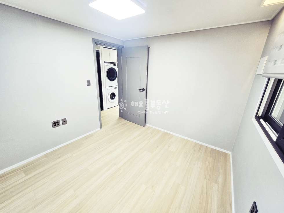 강원 원주시 단구동 851-6 즉시입주 . 엘베 . 에어컨2대 . 건조기 . 중문 월세 매물번호 17404 사진 6