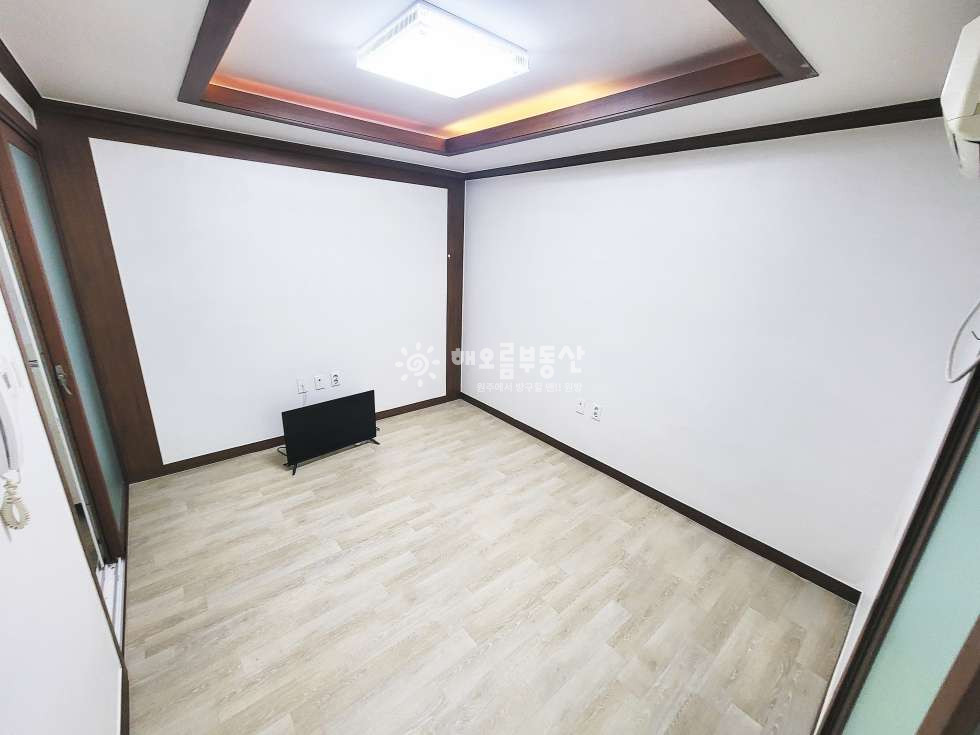 강원 원주시 단구동 1557-8 단기 O 월25 가성비 I 주방분리 I 10월말 입주 [단구동원룸] 월세 매물번호 17405 사진 1