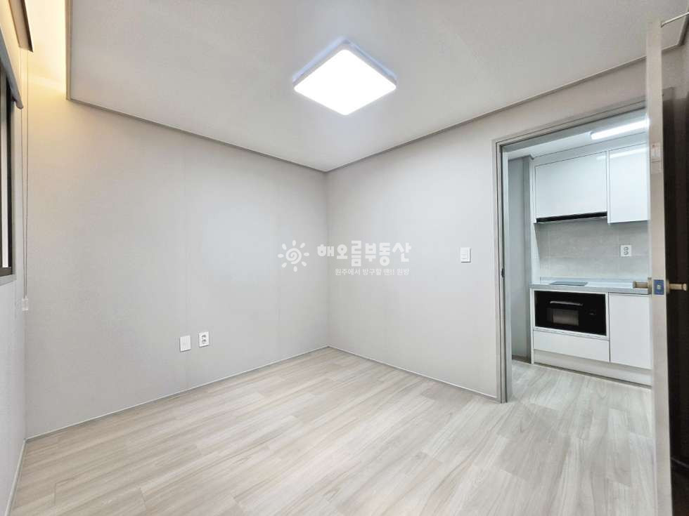 강원 원주시 단구동 837-35 즉시입주 . 건조기 . 남향 . 첫입주 . 엘리베이터 월세 매물번호 17327 사진 6