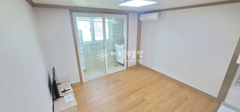 강원 원주시 관설동 1426-45 12월 28일 . 필로티주차장 . 준신축원룸 . 셔틀버스 월세 매물번호 17498 사진 5